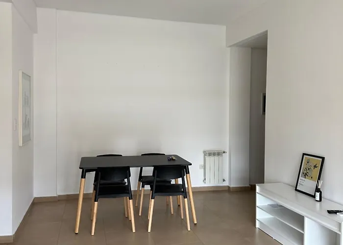 Departamento En Sarmiento Y Av.Alem