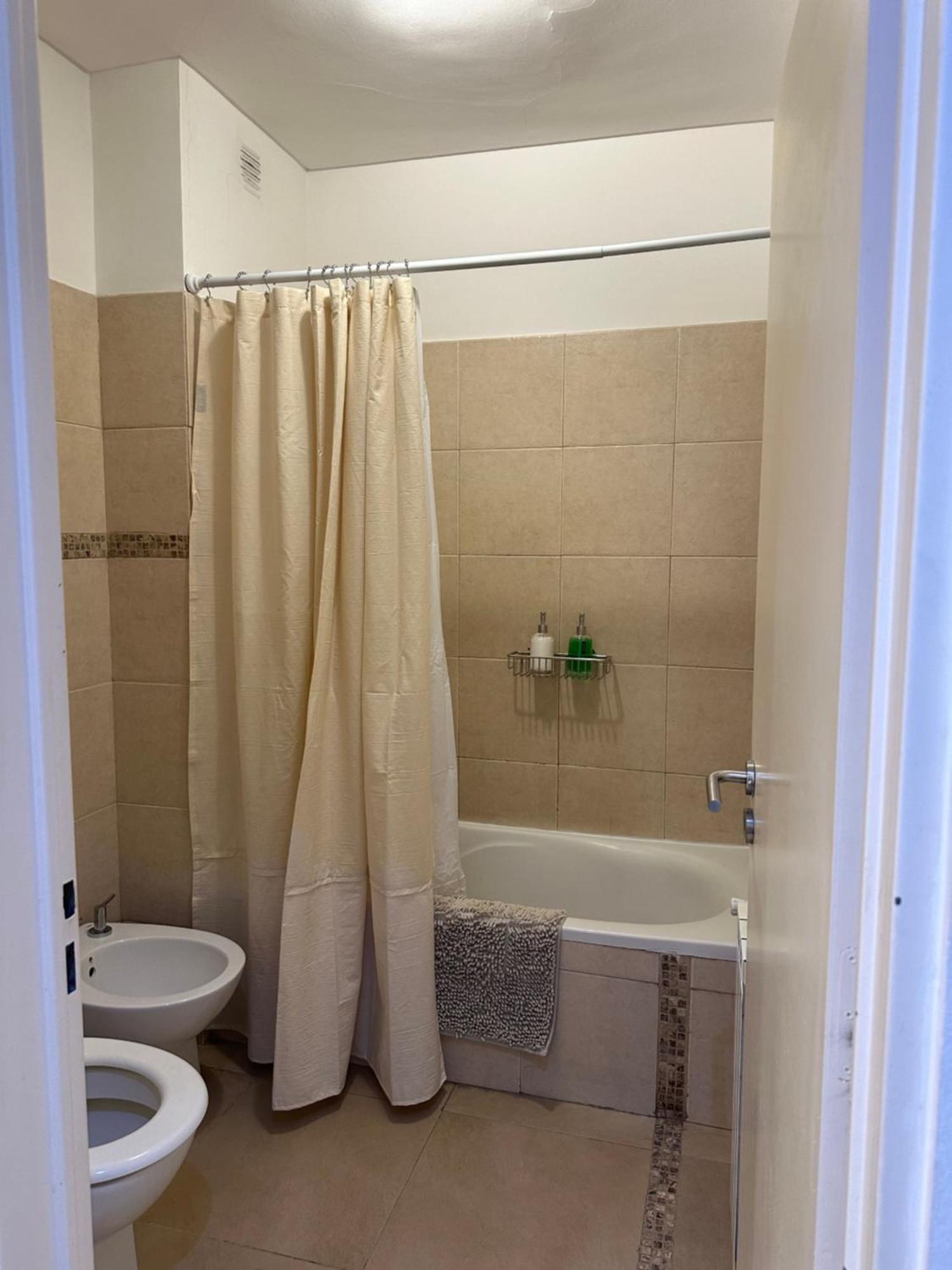 Apartment Departamento En Sarmiento Y Av.alem *